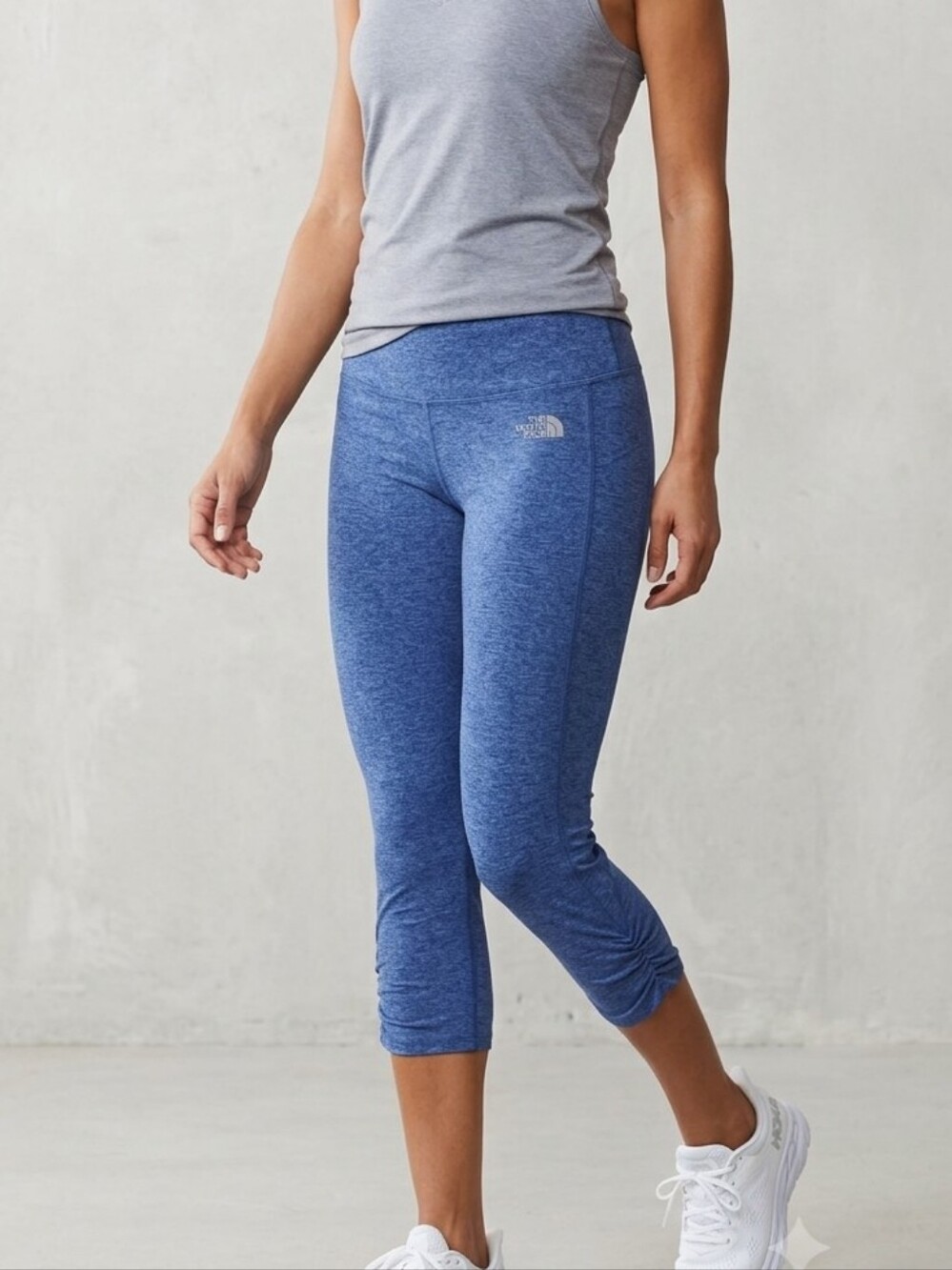 The North Face Motus Ruched Crop Leggings | Royal Blue Heather | XS